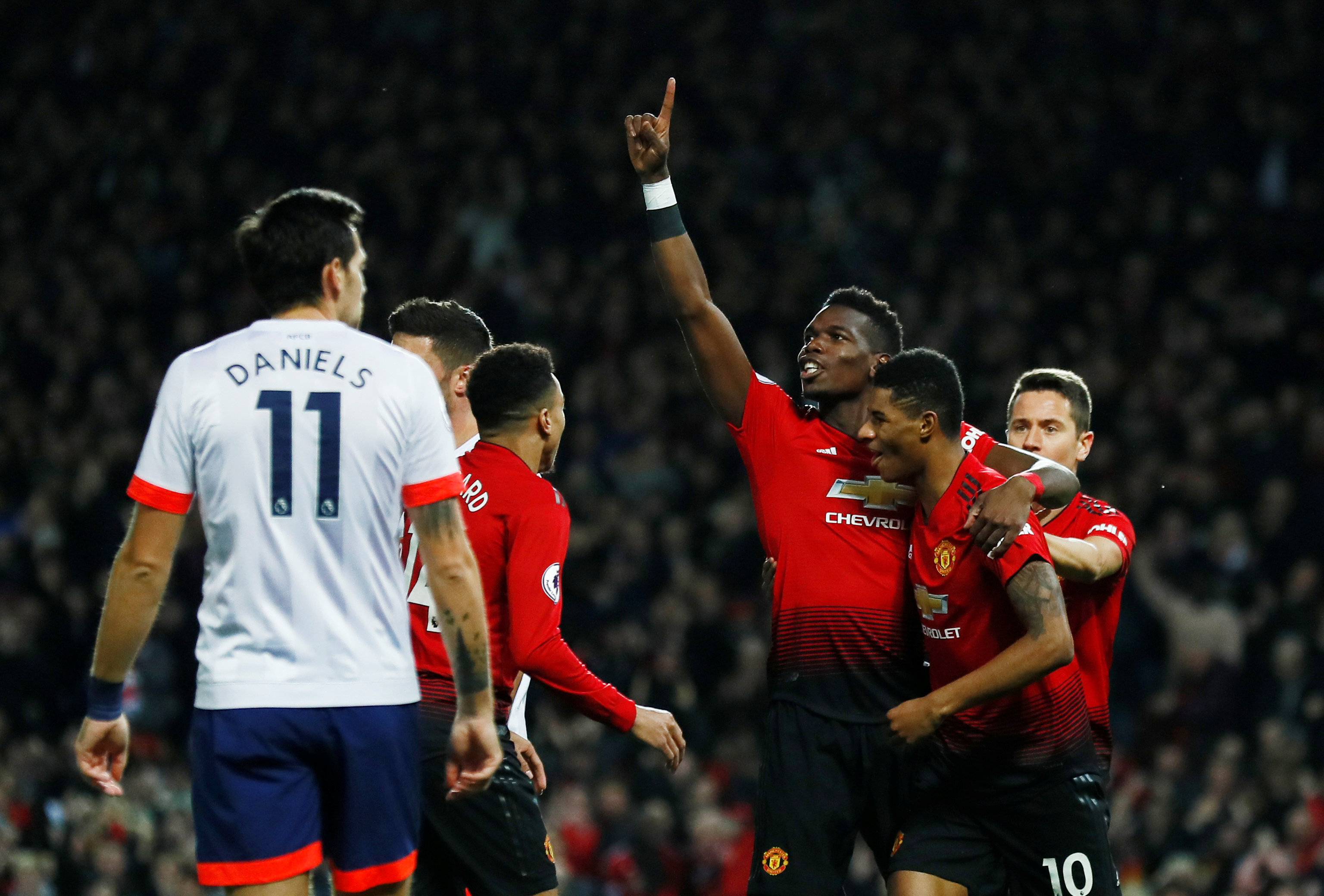 大範認為：如果湖人願意長期支持雷迪克 他會取得成功 但他本賽季不會拿到60勝.